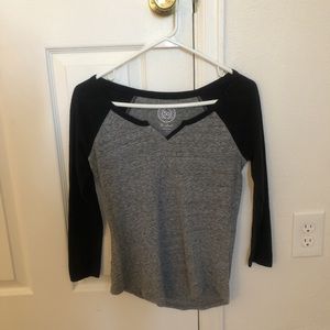Women’s baseball tee
